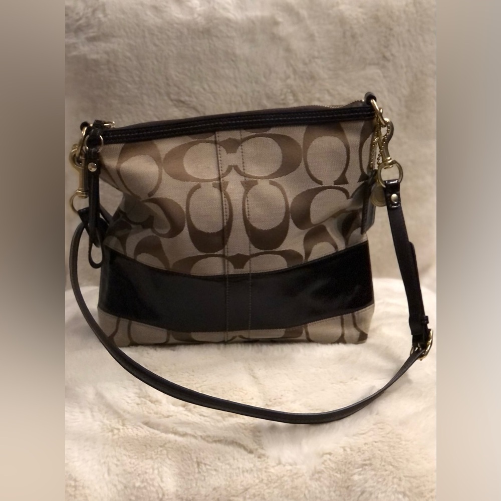 Sale! Like New! Auth Coach Brown Signature Canvas Print Leather Strap Hand Bag